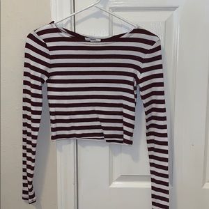 Long sleeved crop top